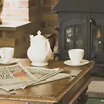 Briery Wood Hotel