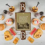 Briery Wood Отель