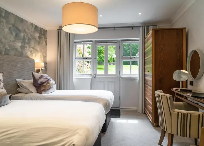 Hotel Briery Wood 4*